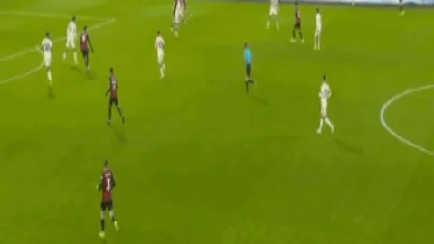 CBA热血对决！今晚重磅战役：广州对阵广东，不容错过的精彩瞬间！🔥🏀